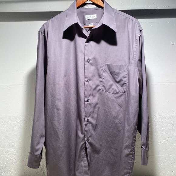 Van Heusen Men's Wrinkle Free Poplin Button Down Shirt - Picture 1 of 5